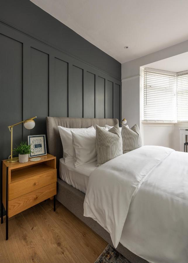 Large Luxury Solihull House - The Residence - Close To Nec - Sleeps 9 Exterior foto