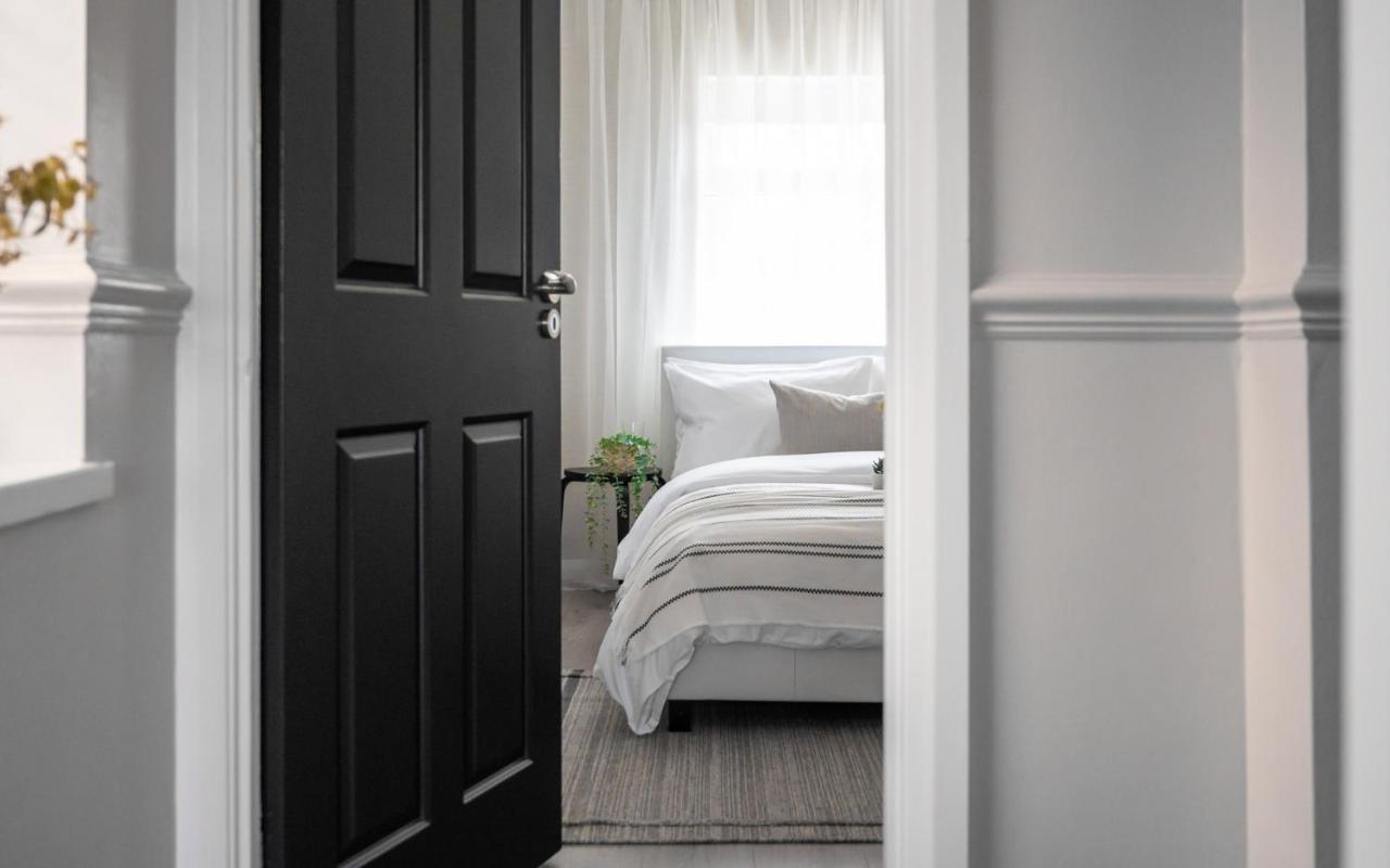 Large Luxury Solihull House - The Residence - Close To Nec - Sleeps 9 Exterior foto