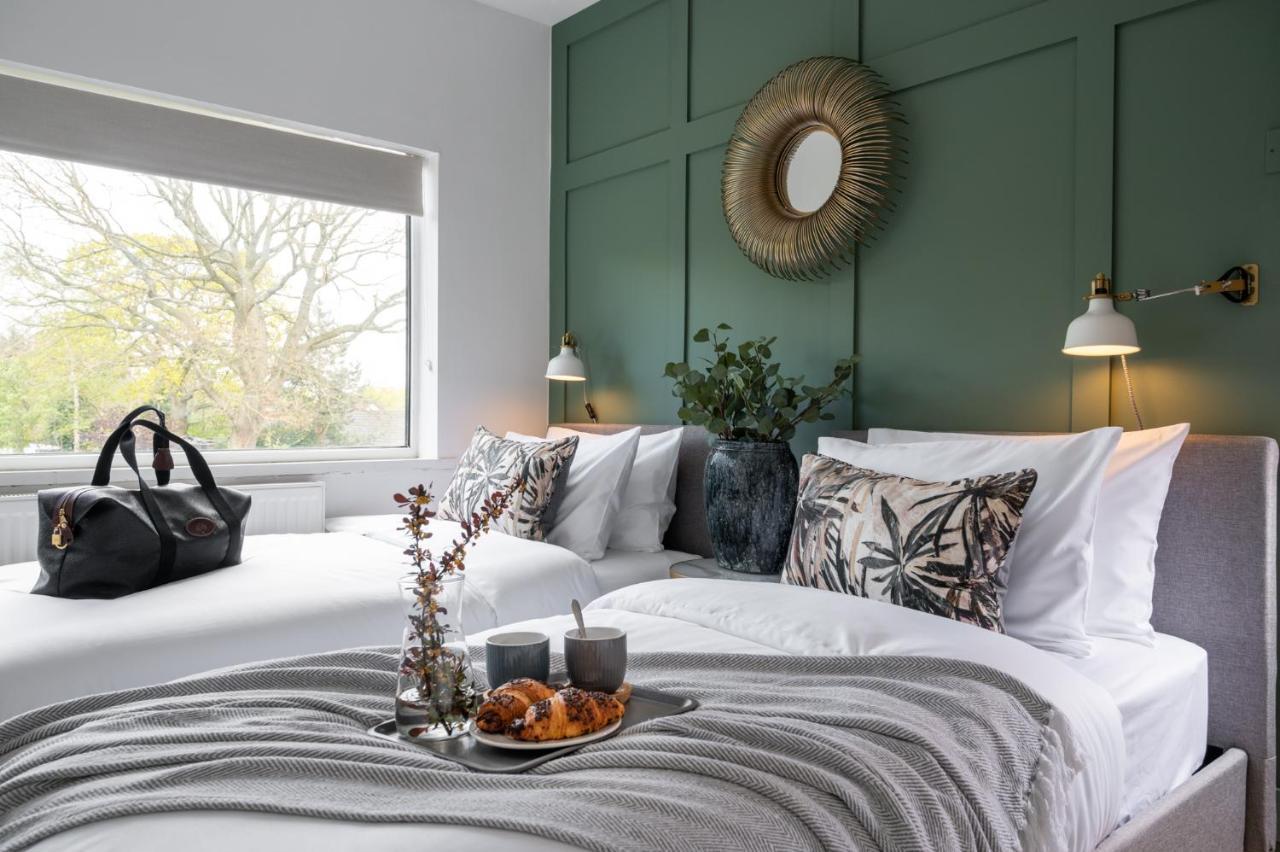 Large Luxury Solihull House - The Residence - Close To Nec - Sleeps 9 Exterior foto