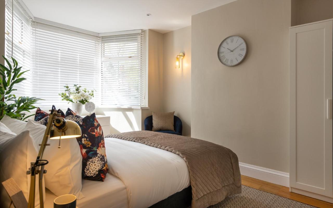 Large Luxury Solihull House - The Residence - Close To Nec - Sleeps 9 Exterior foto