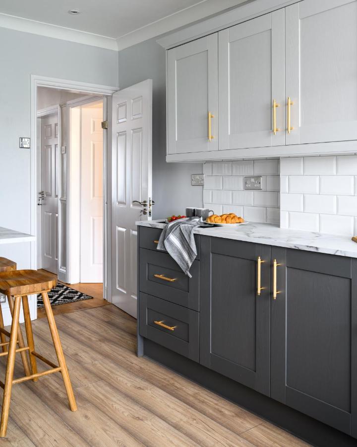 Large Luxury Solihull House - The Residence - Close To Nec - Sleeps 9 Exterior foto